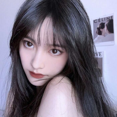 量化交易支持平台，稳定高效的API接口，支持Python、Java等多种语言调用。提供实时行情推送和历史数据下载服务。